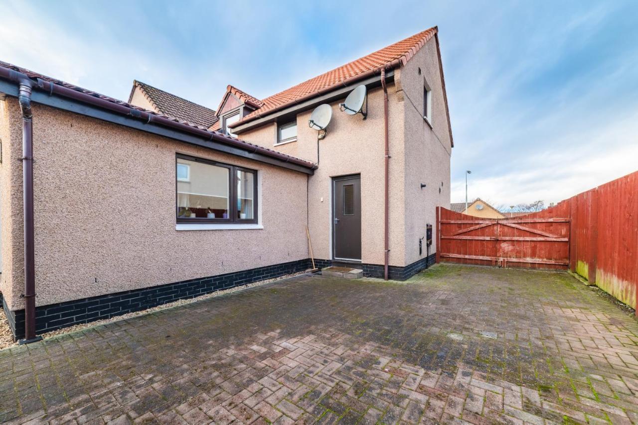 Willa , Cosy House In Inverness Exterior photo